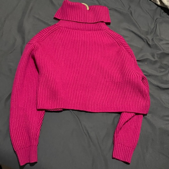 Babaton⭐️Guell Pink Sweater♥️EUC - Picture 14 of 15
